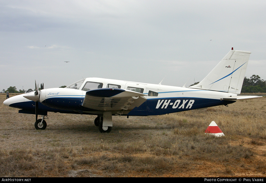 Aircraft Photo of VH-OXR | Piper PA-34-200T Seneca II | AirHistory.net #44423