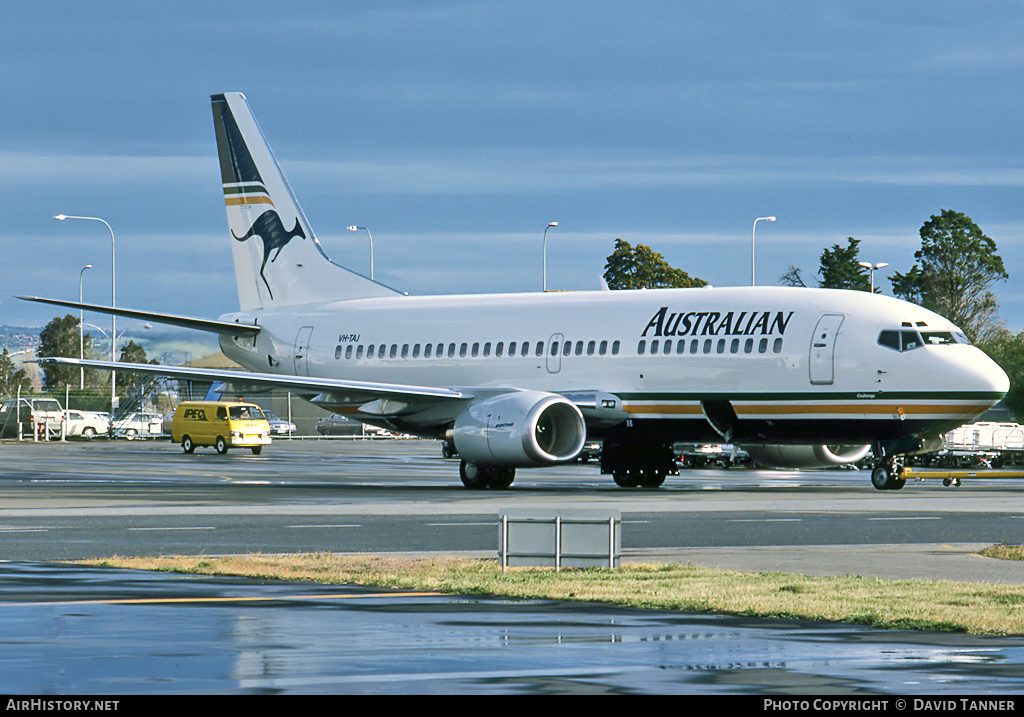 Aircraft Photo of VH-TAJ | Boeing 737-376 | Australian Airlines | AirHistory.net #44438
