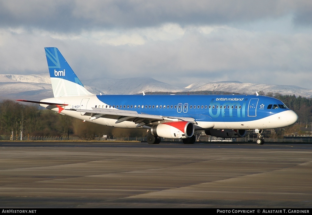 Aircraft Photo of G-MIDP | Airbus A320-232 | BMI - British Midland International | AirHistory.net #44490