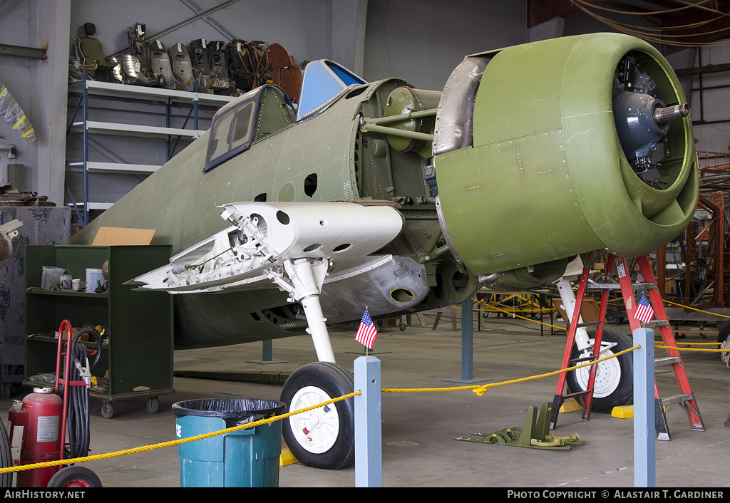 Aircraft Photo of 40467 | Grumman F6F-3 Hellcat | USA - Navy | AirHistory.net #44517