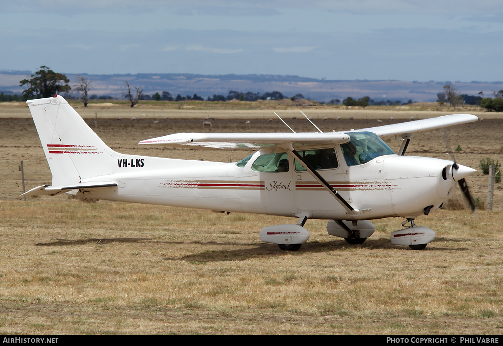 Aircraft Photo of VH-LKS | Cessna 172N Skyhawk 100 | AirHistory.net #44527
