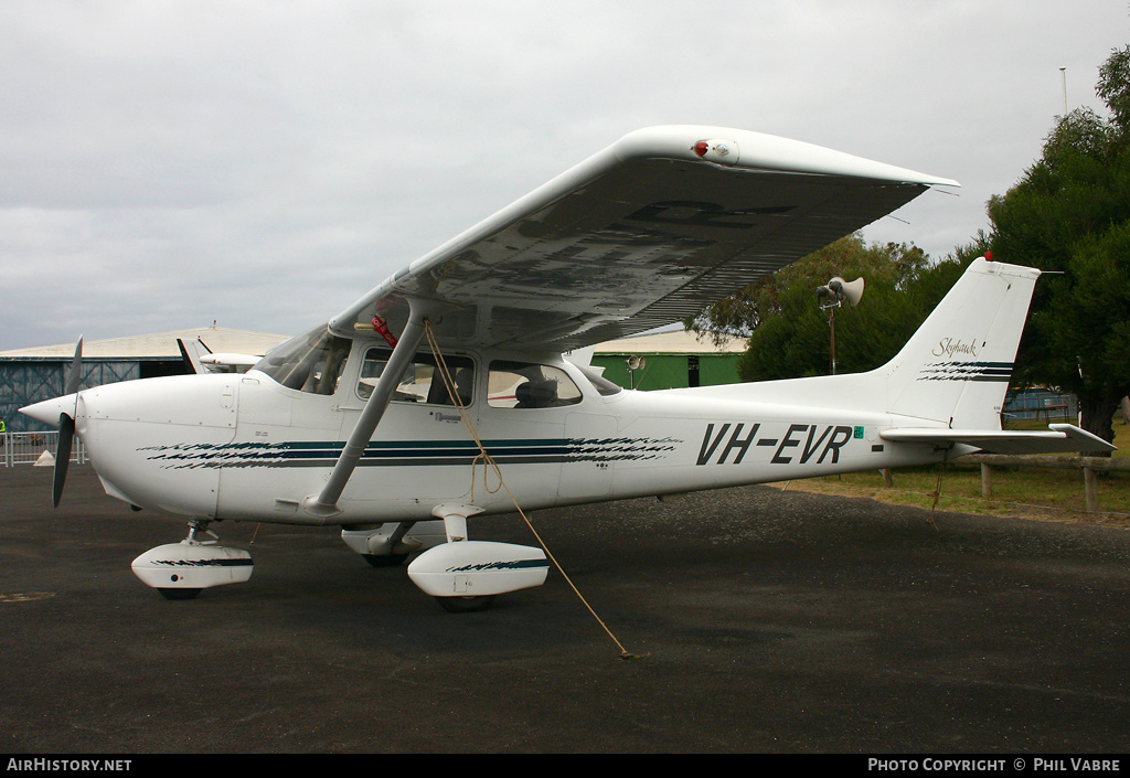 Aircraft Photo of VH-EVR | Cessna 172R Skyhawk | AirHistory.net #44668