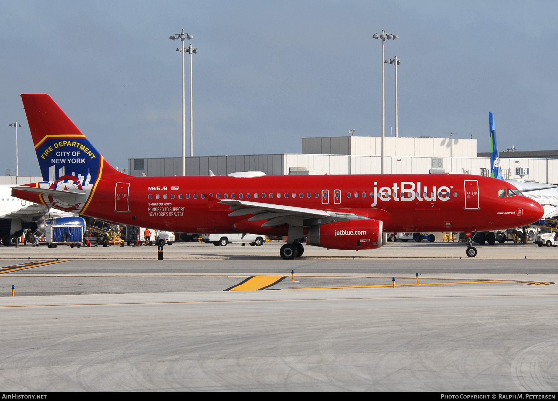 Aircraft Photo of N615JB | Airbus A320-232 | JetBlue Airways | AirHistory.net #44773