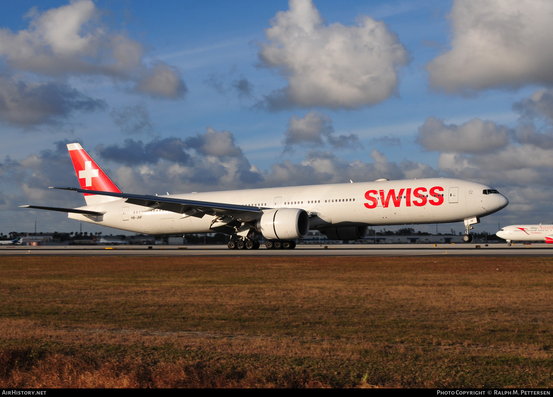 Aircraft Photo of HB-JNF | Boeing 777-3DE/ER | Swiss International Air Lines | AirHistory.net #44854