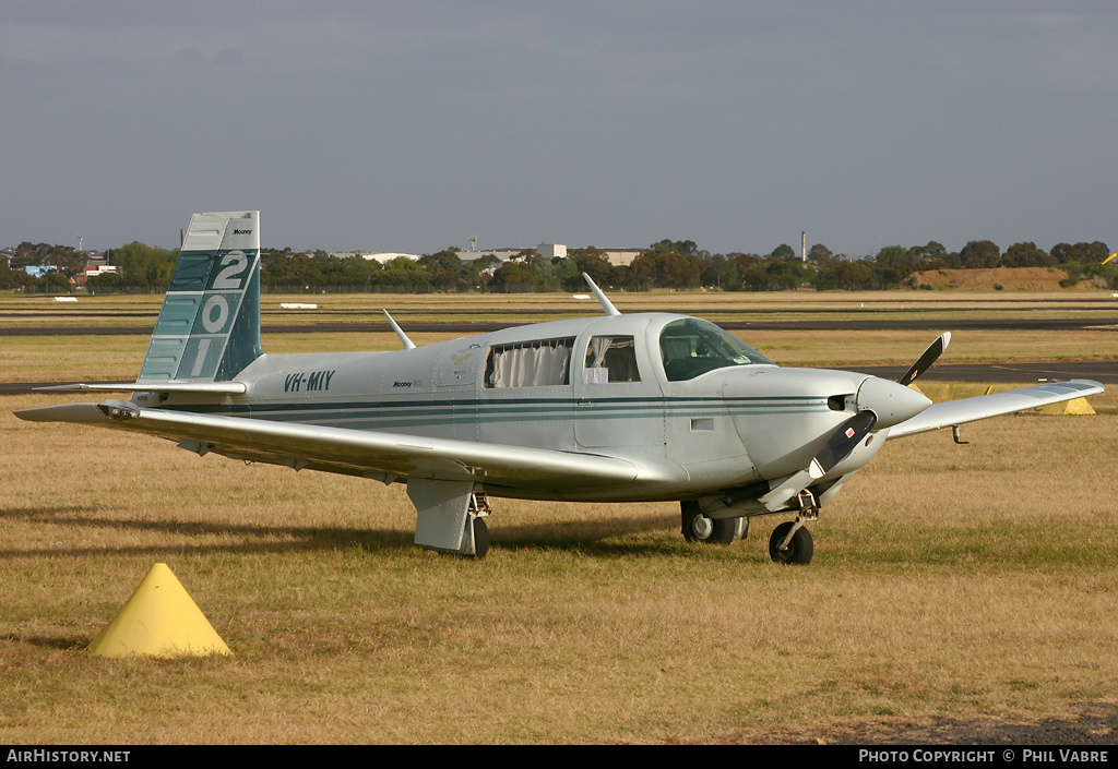 Aircraft Photo of VH-MIY | Mooney M-20J 201 | AirHistory.net #44884