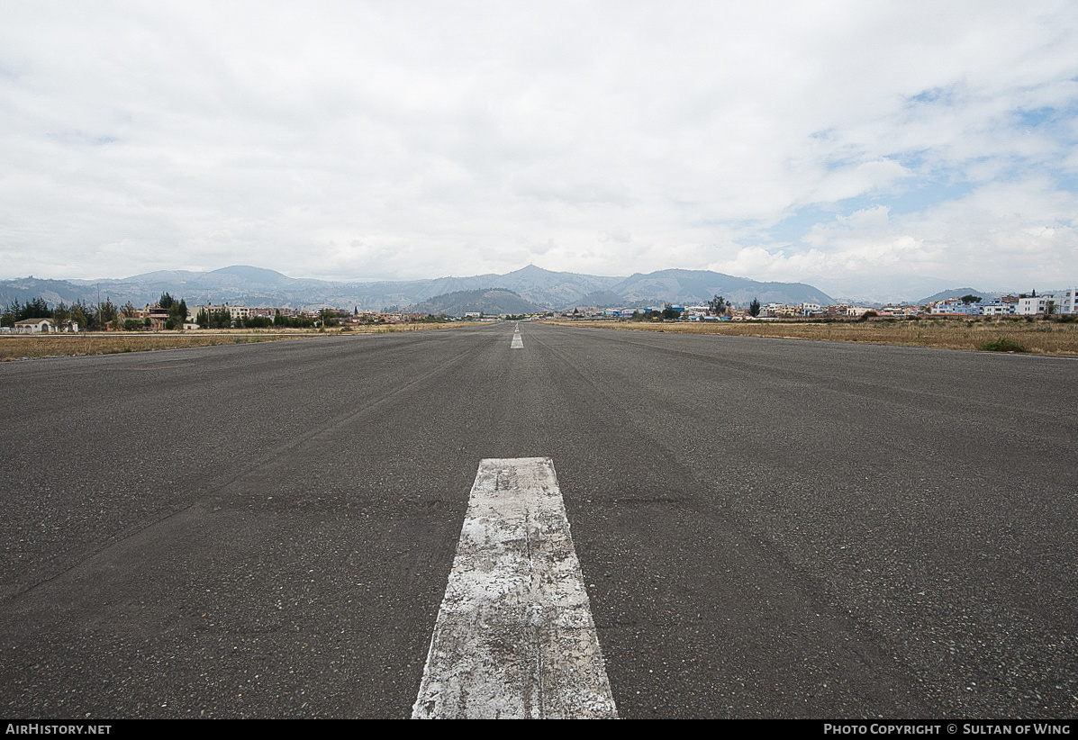 Airport photo of Riobamba - Chimborazo (SERB) in Ecuador | AirHistory.net #44980