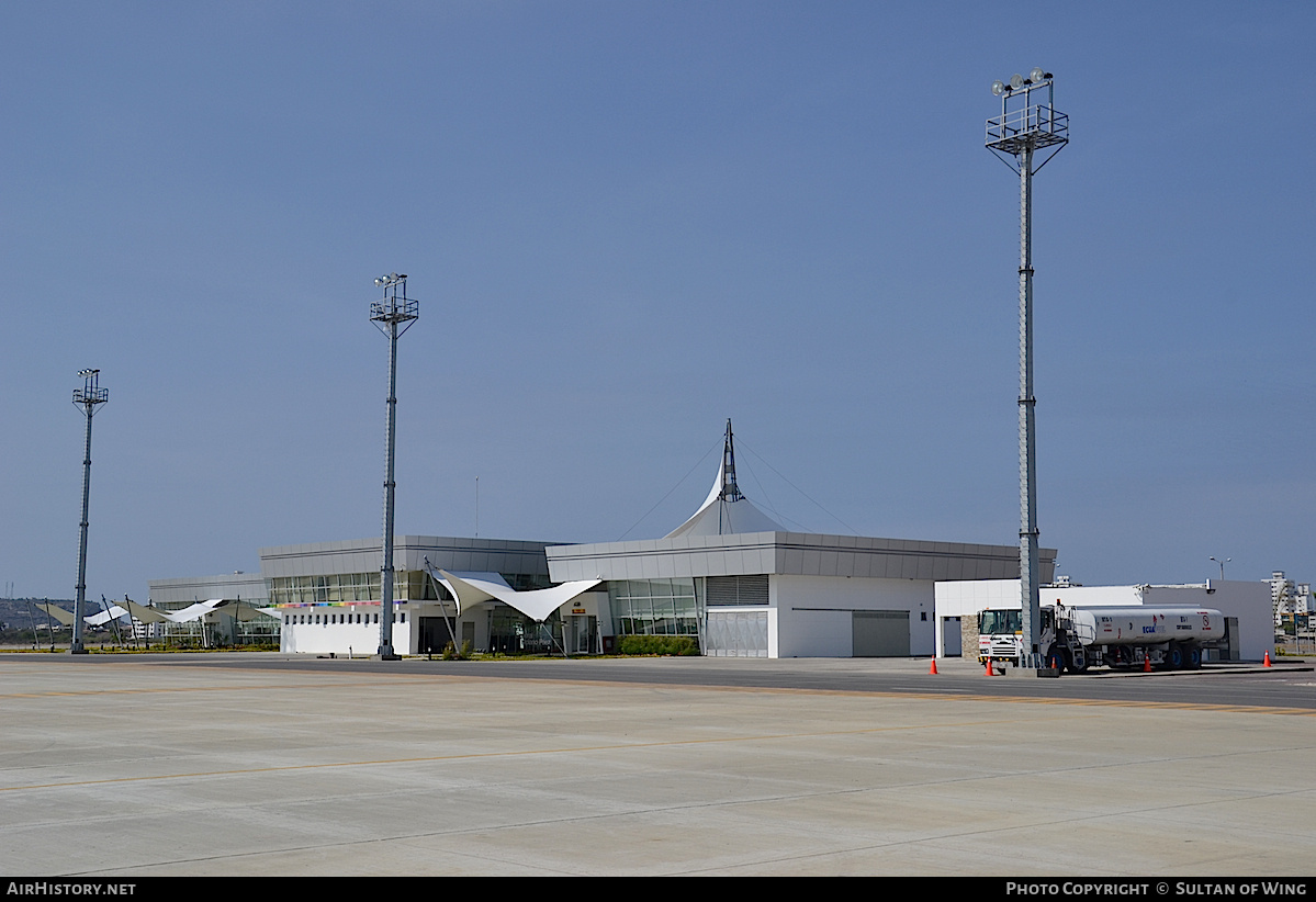 Airport photo of Salinas - General Ulpiano Páez (SESA / SNC) in Ecuador | AirHistory.net #44999