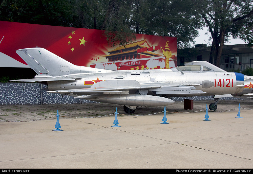 Aircraft Photo of 14121 | Mikoyan-Gurevich MiG-19P | China - Air Force | AirHistory.net #45041