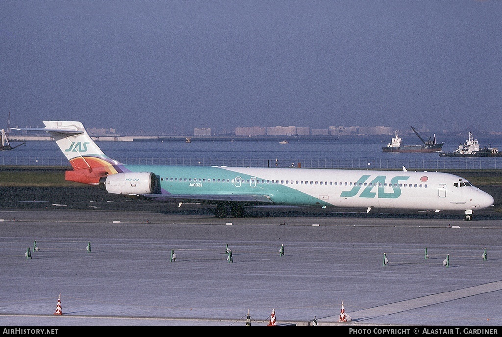 Aircraft Photo of JA003D | McDonnell Douglas MD-90-30 | Japan Air System - JAS | AirHistory.net #45113