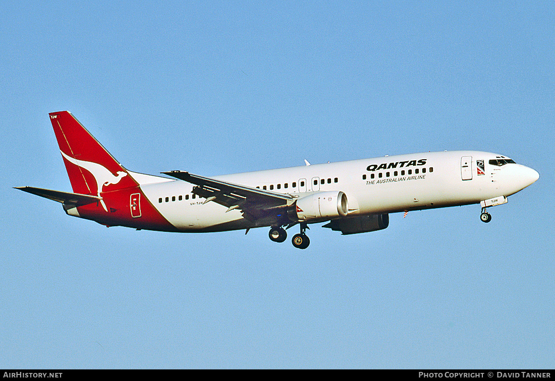 Aircraft Photo of VH-TJW | Boeing 737-4L7 | Qantas | AirHistory.net #45196
