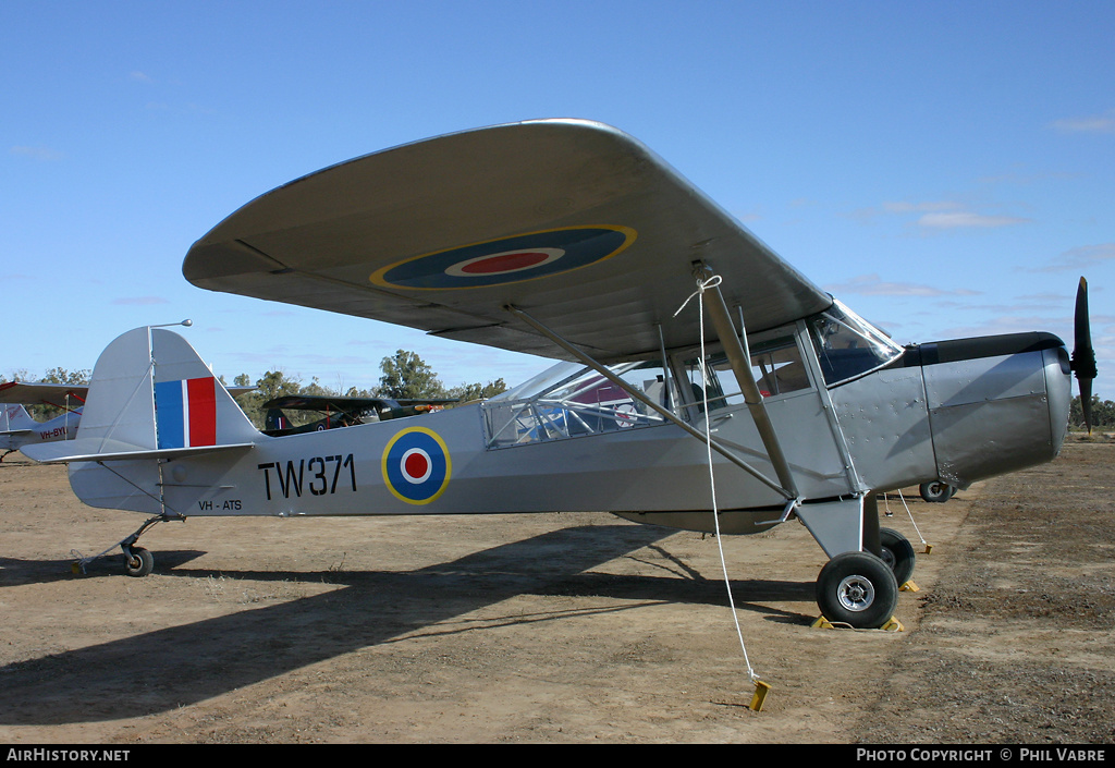 Aircraft Photo of VH-ATS / TW371 | Taylorcraft J Auster Mk5 | UK - Air Force | AirHistory.net #45374