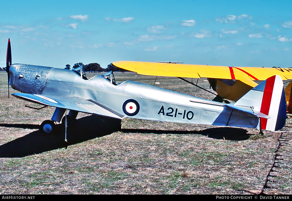 Aircraft Photo of VH-AIB / A21-10 | De Havilland D.H. 94 Moth Minor | Australia - Air Force | AirHistory.net #45536