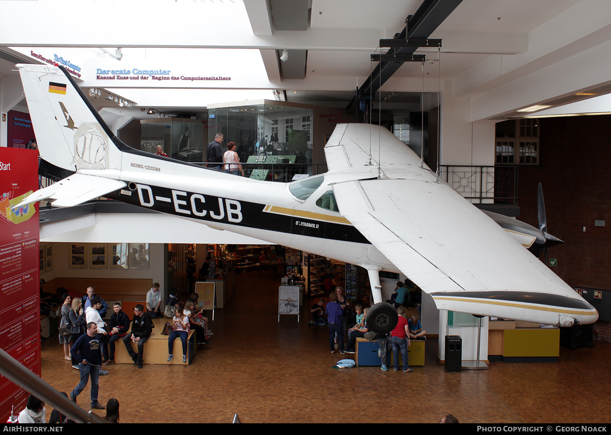 Aircraft Photo of D-ECJB | Reims F172P Skyhawk II | AirHistory.net #45578