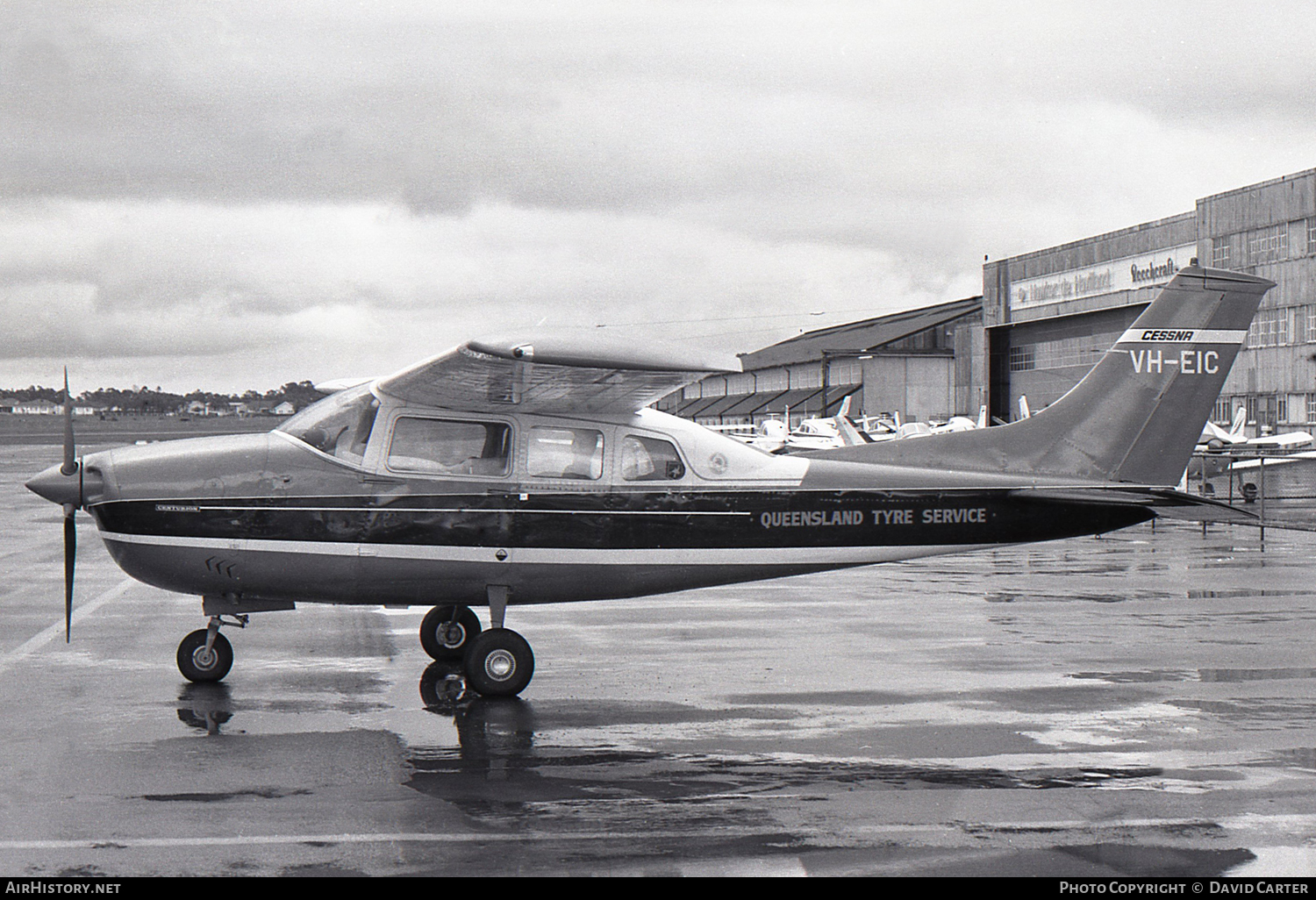 Aircraft Photo of VH-EIC | Cessna 210J Centurion | Queensland Tyre Service | AirHistory.net #45643