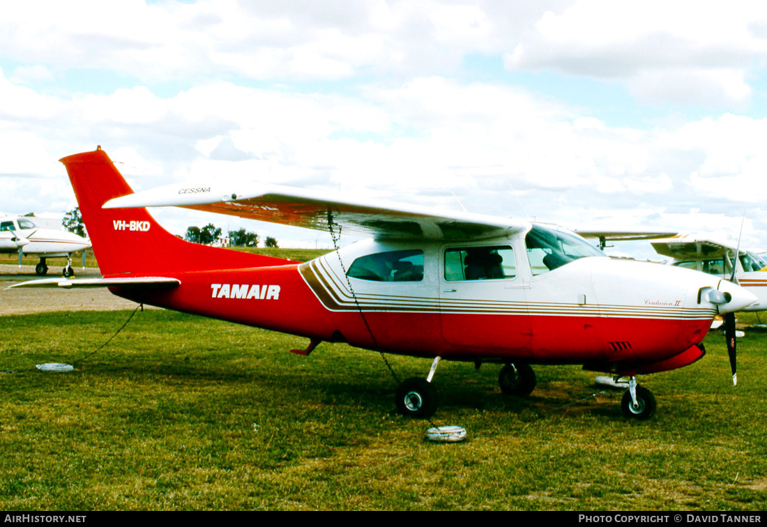Aircraft Photo of VH-BKD | Cessna 210N Centurion | Tamair | AirHistory.net #45665