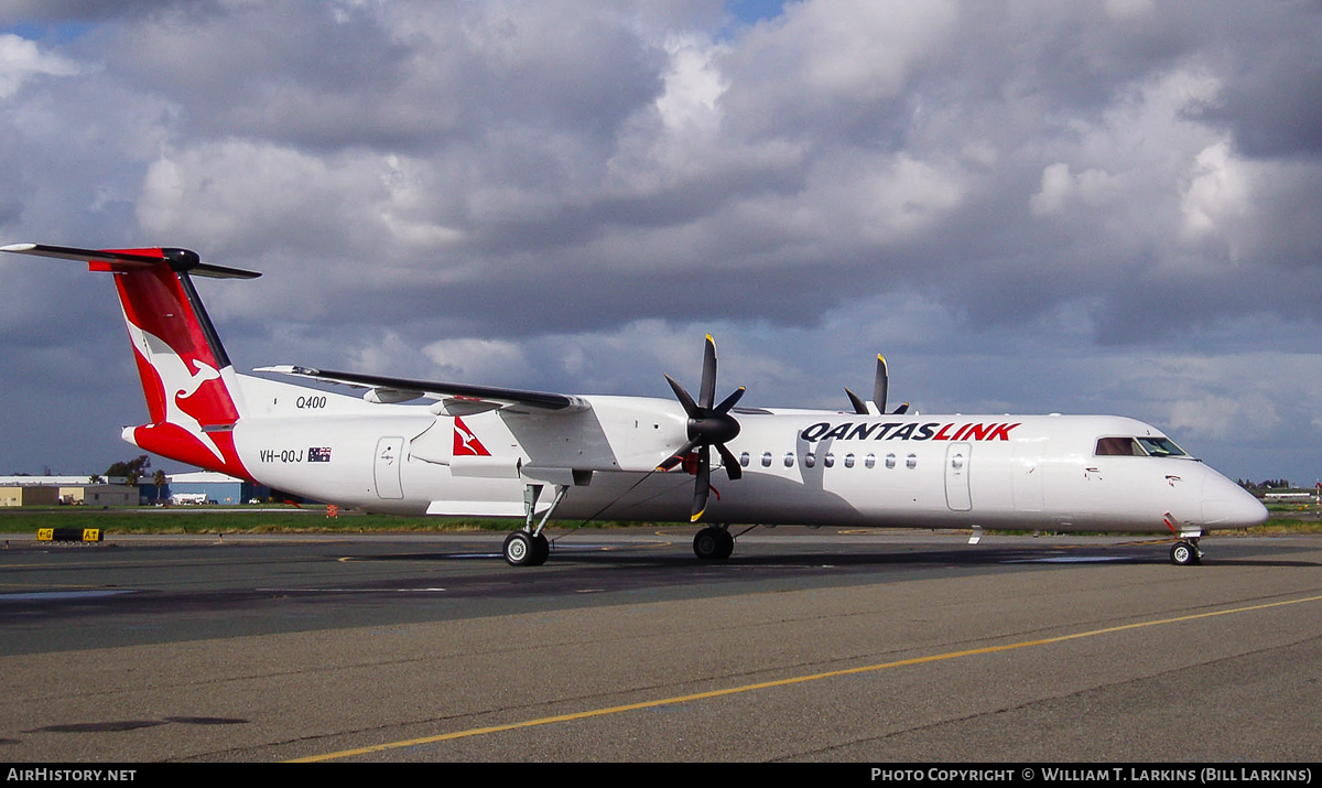 Aircraft Photo of VH-QOJ | Bombardier DHC-8-402 Dash 8 | QantasLink | AirHistory.net #45889