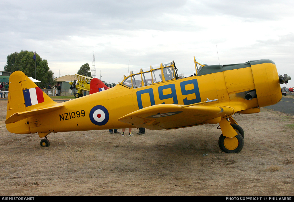 Aircraft Photo of VH-NZX / NZ1099 | North American AT-6D Texan | New Zealand - Air Force | AirHistory.net #45910