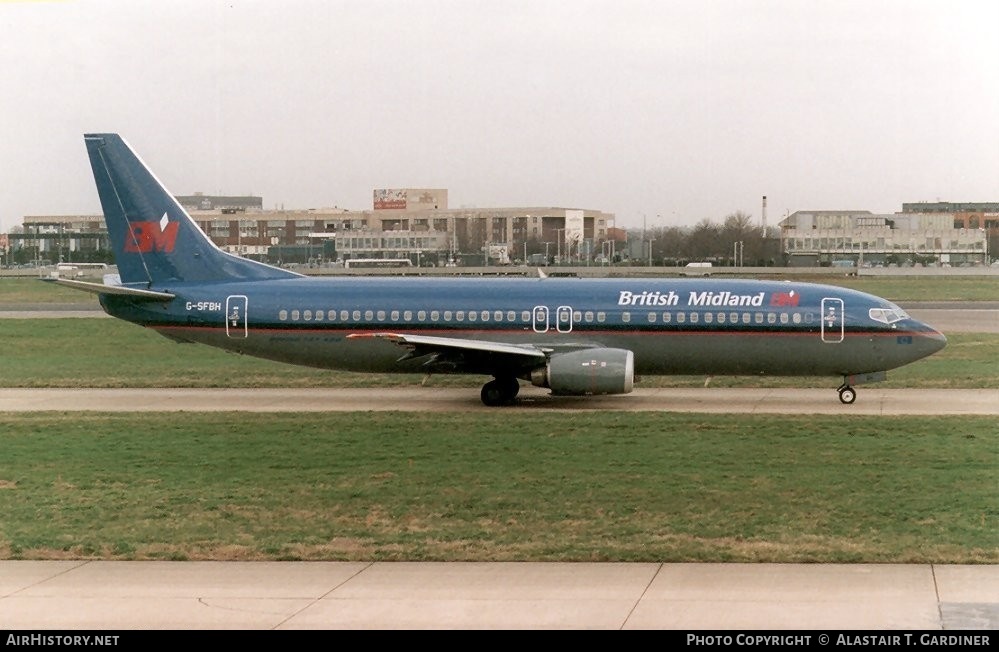 Aircraft Photo of G-SFBH | Boeing 737-46N | British Midland Airways - BMA | AirHistory.net #45975
