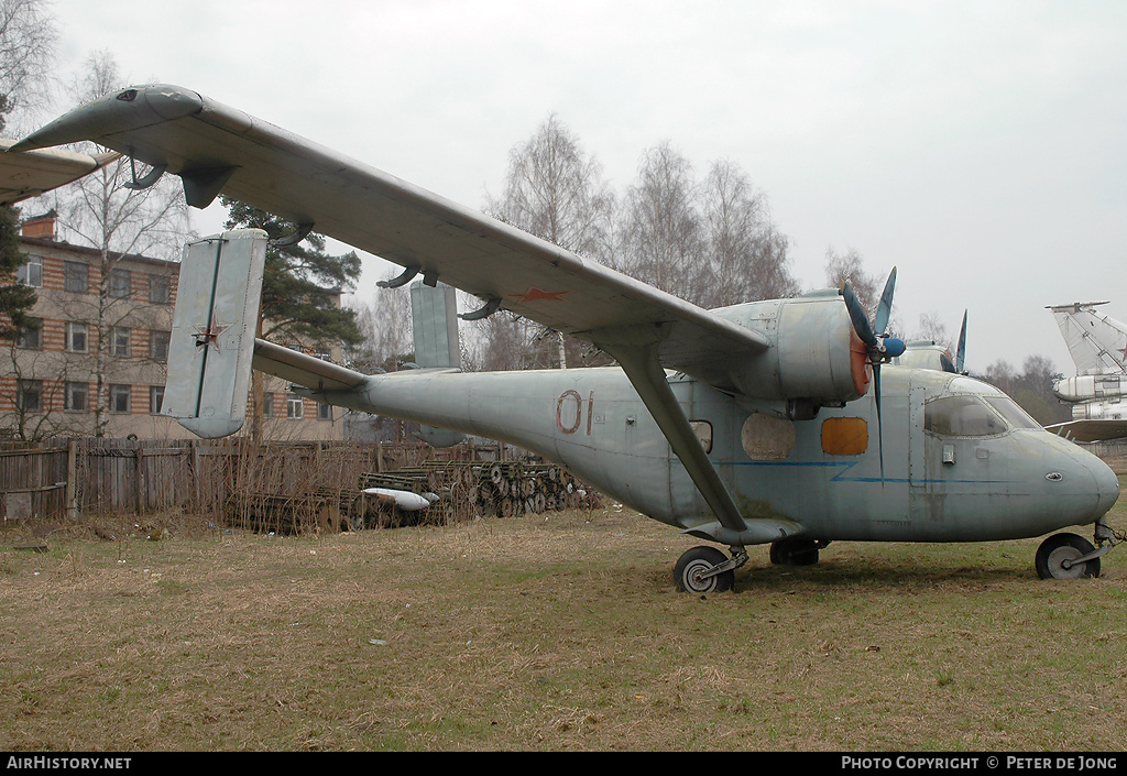 Aircraft Photo of 01 red | Antonov An-14A | Soviet Union - Air Force | AirHistory.net #46014