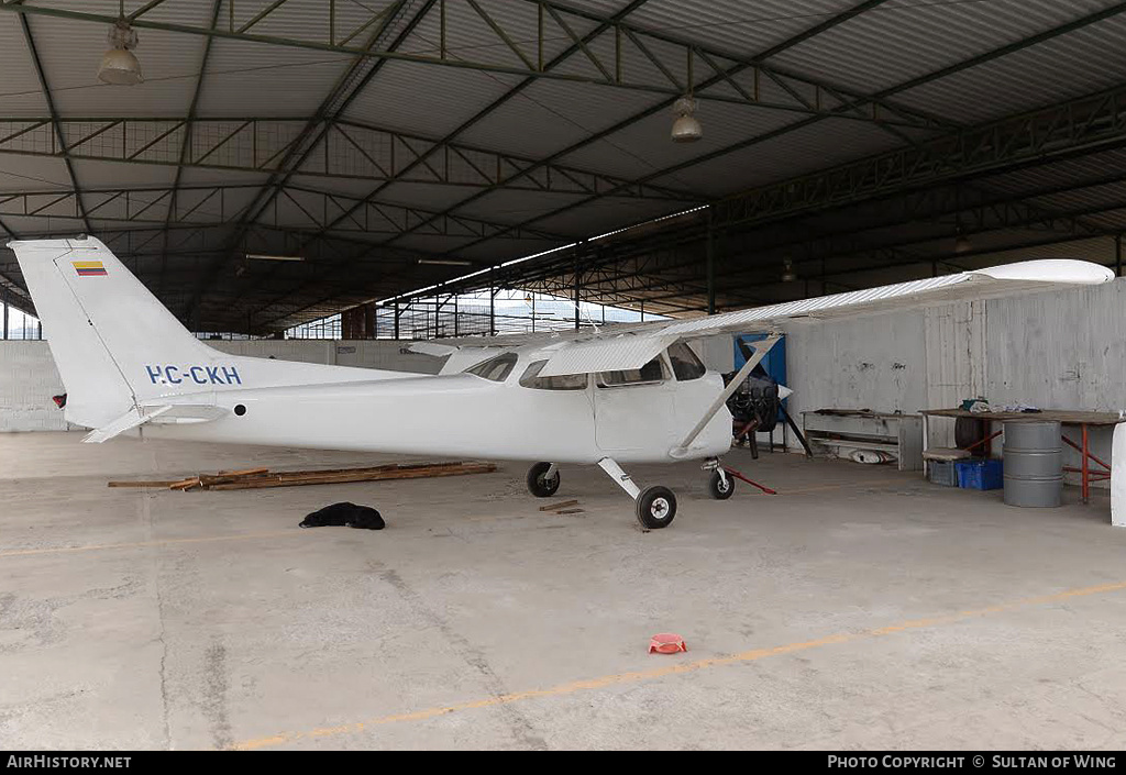 Aircraft Photo of HC-CKH | Cessna 172N | AirHistory.net #46066