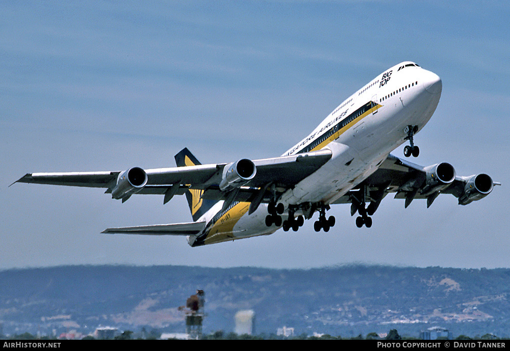 Aircraft Photo of 9V-SKM | Boeing 747-312 | Singapore Airlines | AirHistory.net #46105
