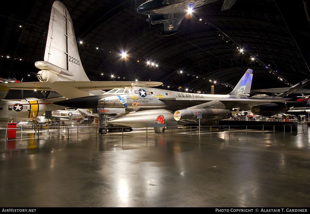 Aircraft Photo of 59-2458 / 92458 | Convair B-58A Hustler | USA - Air Force | AirHistory.net #46169