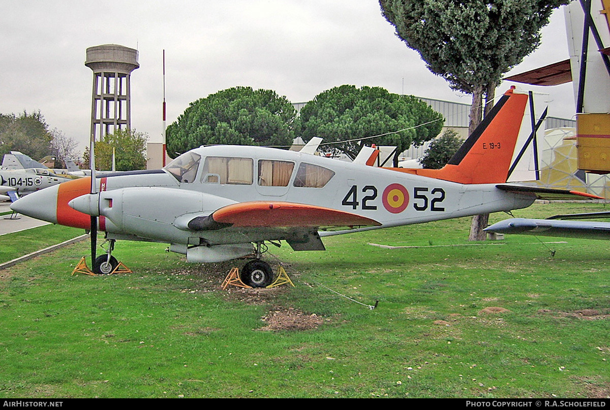 Aircraft Photo of E.19-3 | Piper PA-23-250 Aztec E | Spain - Air Force | AirHistory.net #46340