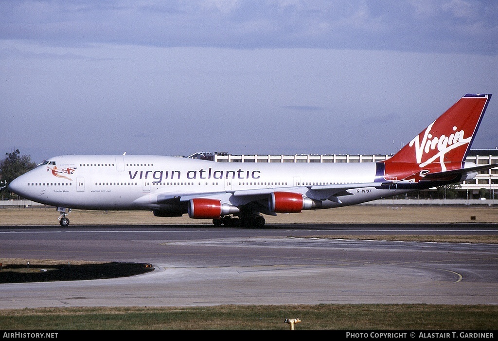 Aircraft Photo of G-VHOT | Boeing 747-4Q8 | Virgin Atlantic Airways | AirHistory.net #46398