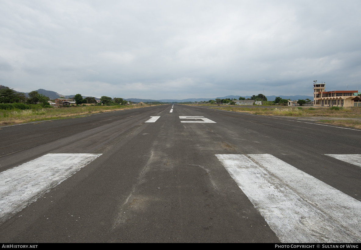Airport photo of San Vicente - Los Perales (SESV / BHA) in Ecuador | AirHistory.net #46426