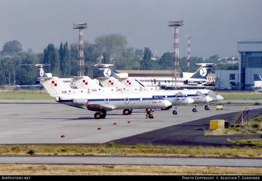 Aircraft Photo of 038 | Yakovlev Yak-40 | Poland - Air Force | AirHistory.net #46534