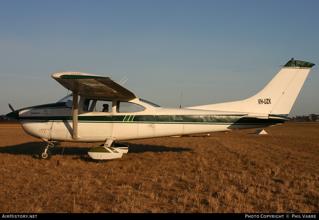 Aircraft Photo of VH-UZK | Cessna 182Q Skylane II | AirHistory.net #46571