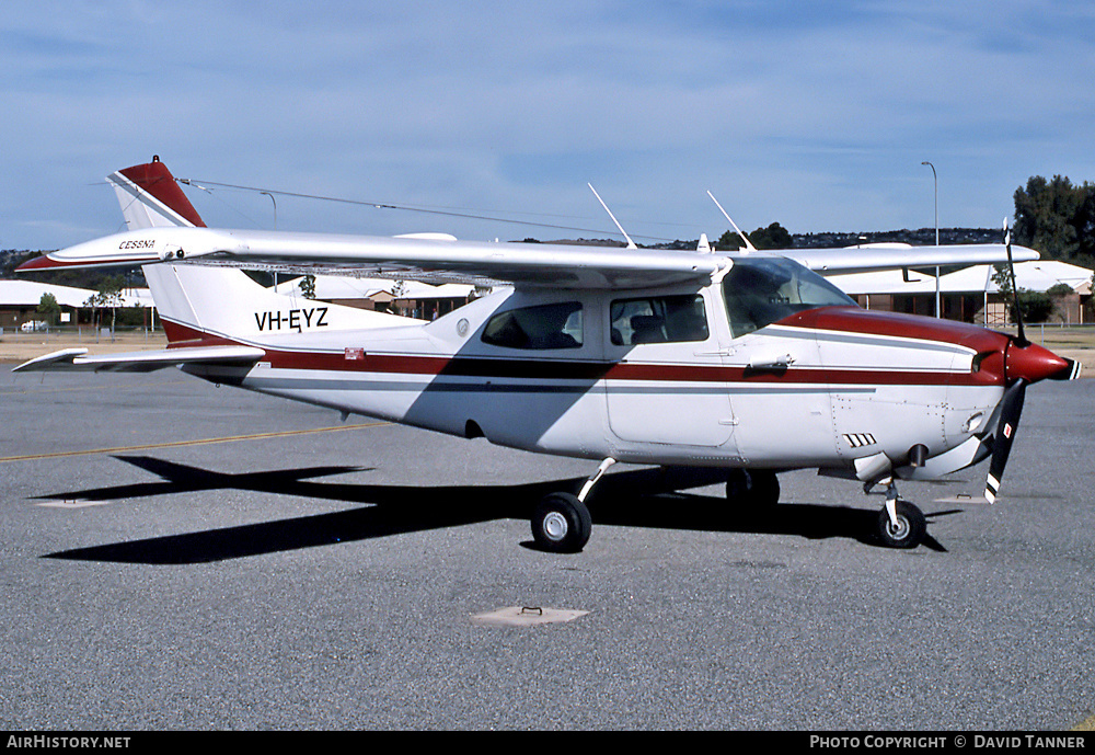 Aircraft Photo of VH-EYZ | Cessna T210N Turbo Centurion | AirHistory.net #46574