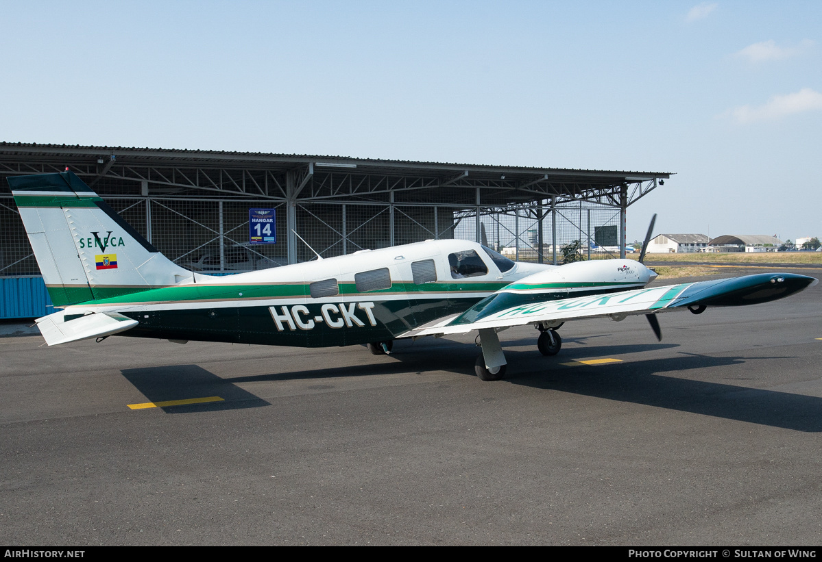 Aircraft Photo of HC-CKT | Piper PA-34-220T Seneca V | AirHistory.net #46638