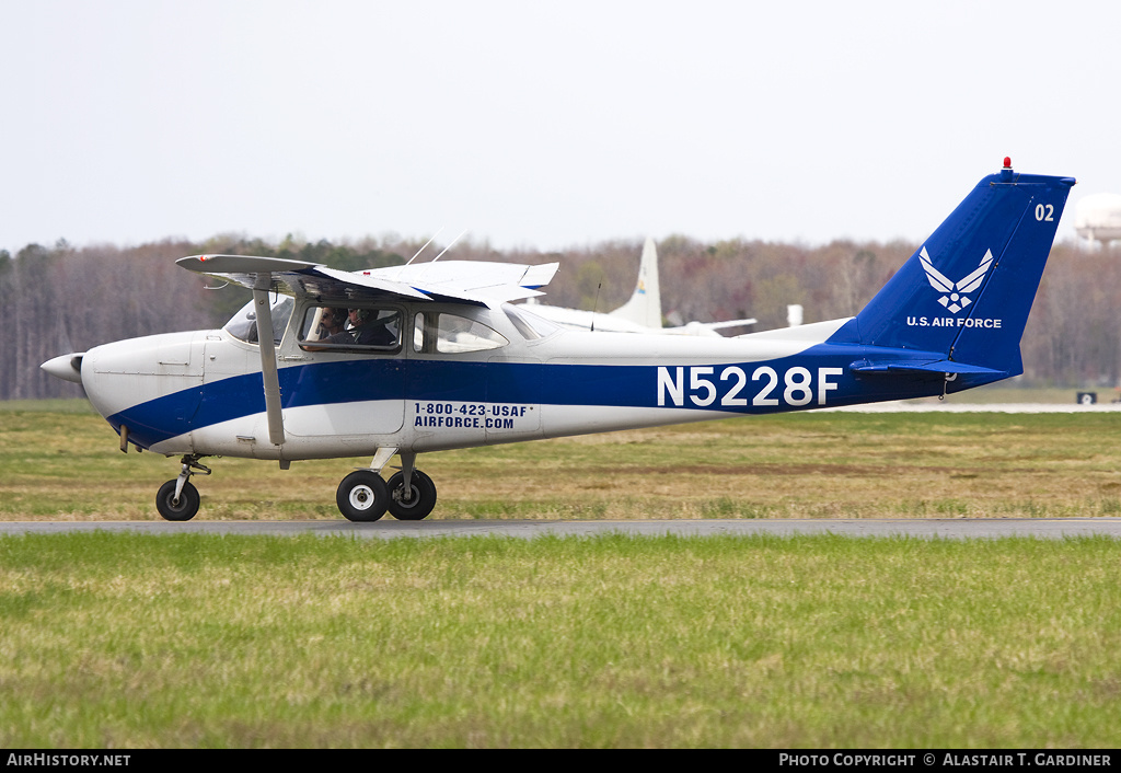 Aircraft Photo of N5228F | Cessna 172F | USA - Air Force | AirHistory.net #46793