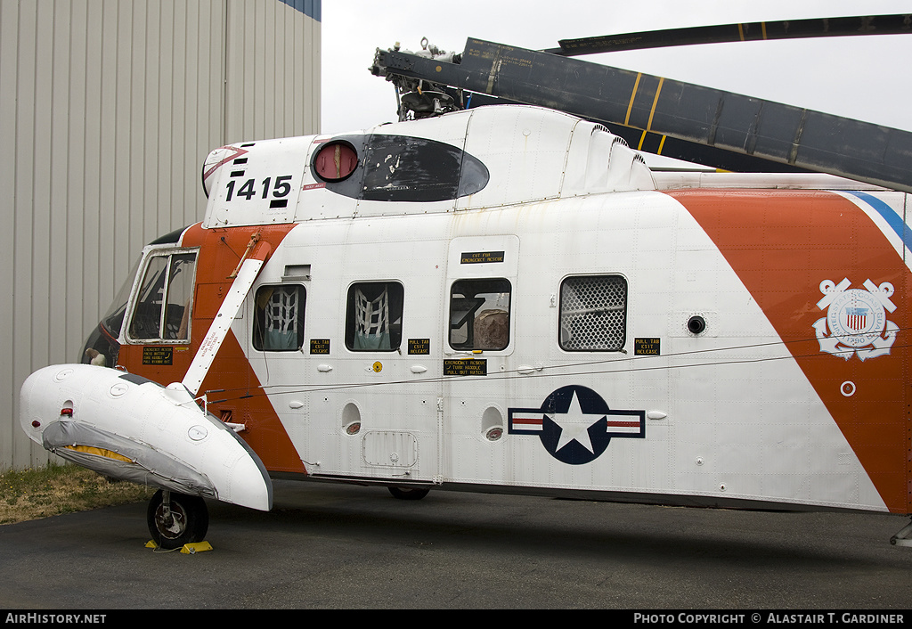 Aircraft Photo of 1415 | Sikorsky HH-52A Seaguard (S-62A) | USA - Coast Guard | AirHistory.net #46894