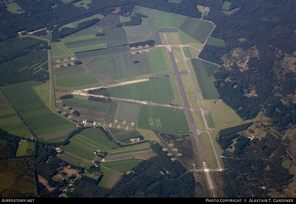 Airport photo of Arnhem - Deelen (EHDL) in Netherlands | AirHistory.net #46915