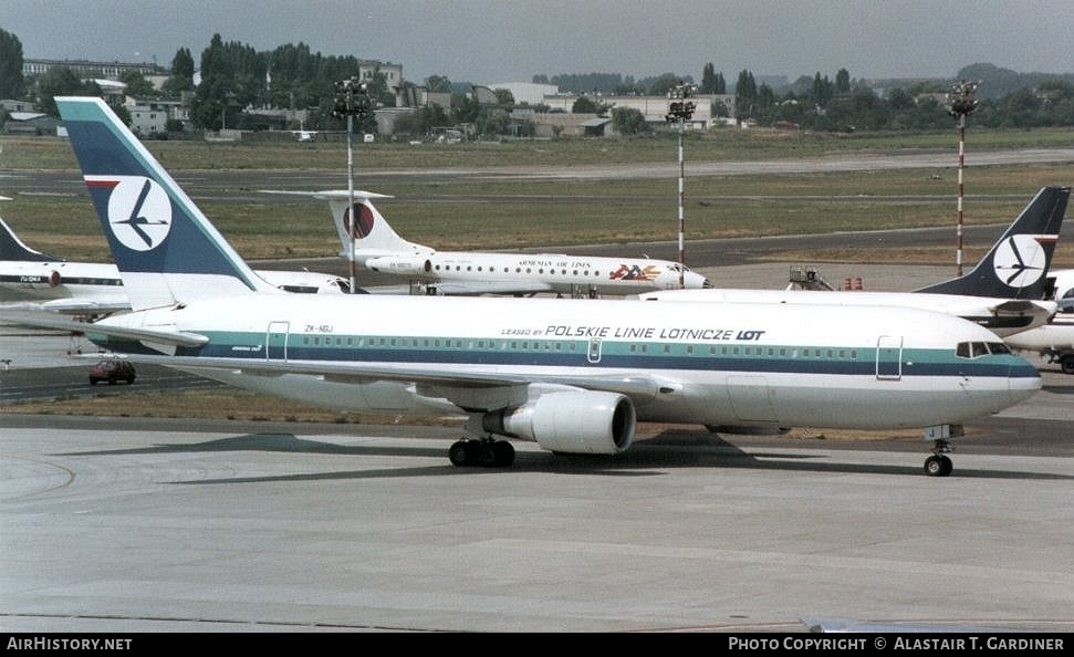 Aircraft Photo of ZK-NBJ | Boeing 767-204(ER) | LOT Polish Airlines - Polskie Linie Lotnicze | AirHistory.net #46950