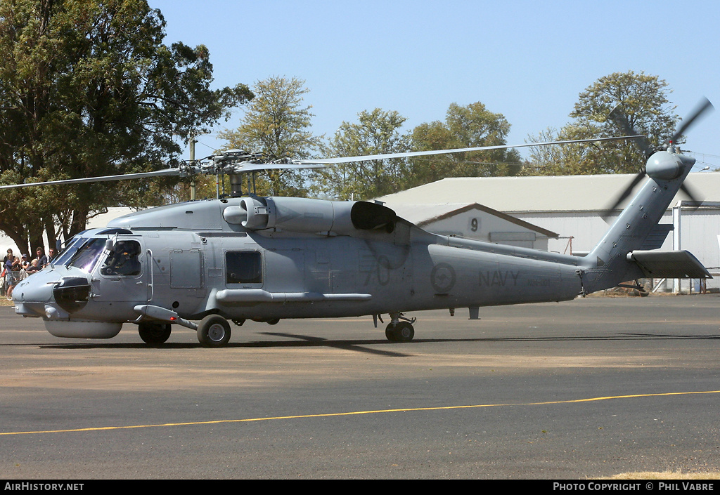 Aircraft Photo of N24-001 | Sikorsky S-70B-2 Seahawk | Australia - Navy | AirHistory.net #46953