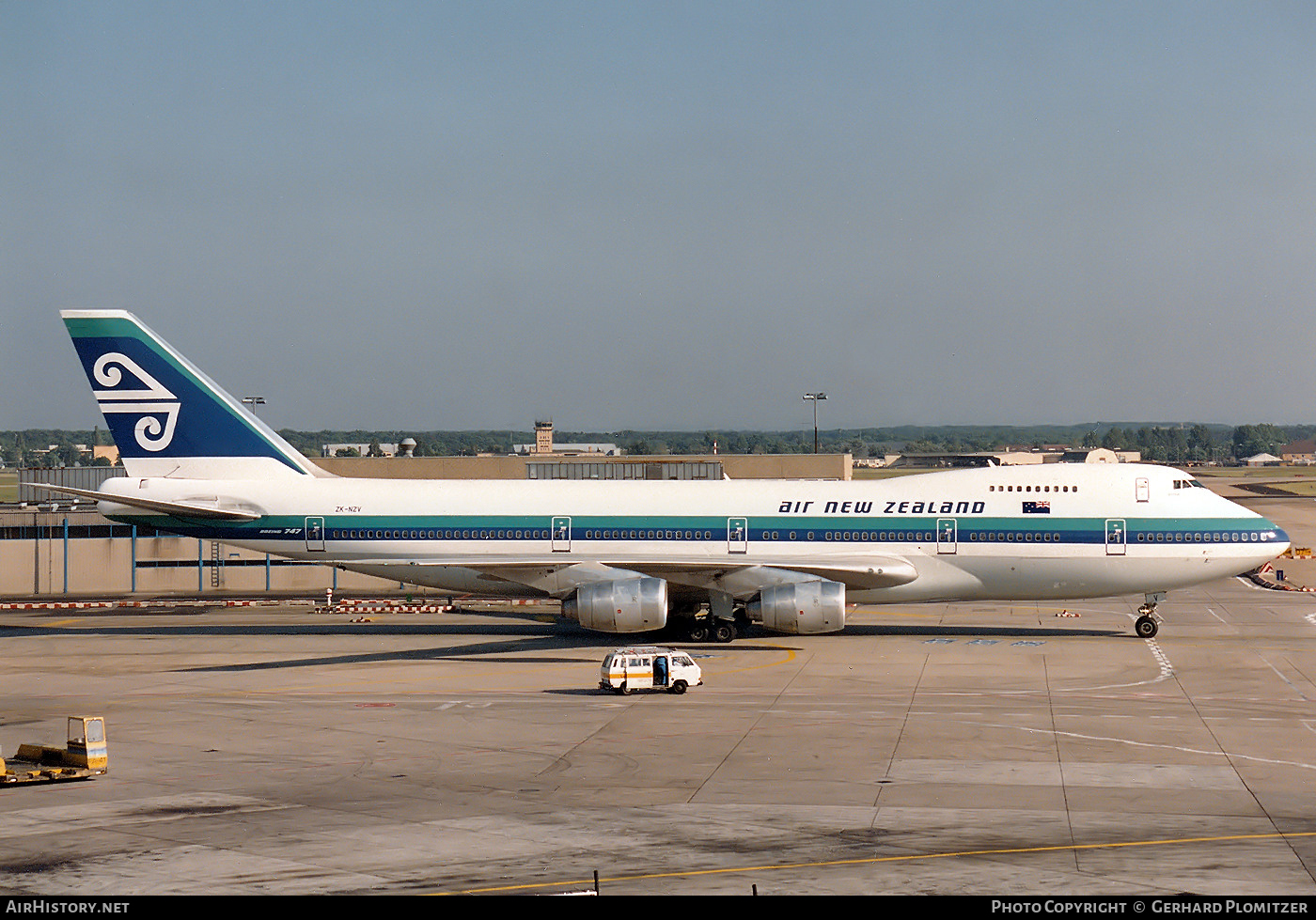 Aircraft Photo of ZK-NZV | Boeing 747-219B | Air New Zealand | AirHistory.net #47017