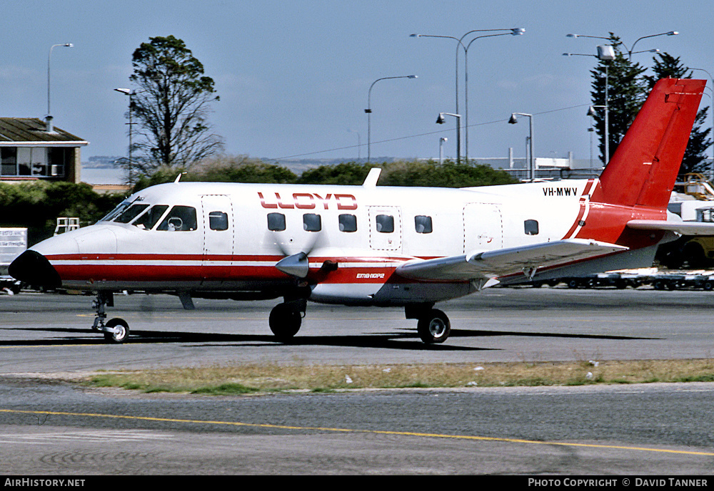 Aircraft Photo of VH-MWV | Embraer EMB-110P2 Bandeirante | Lloyd Aviation | AirHistory.net #47106