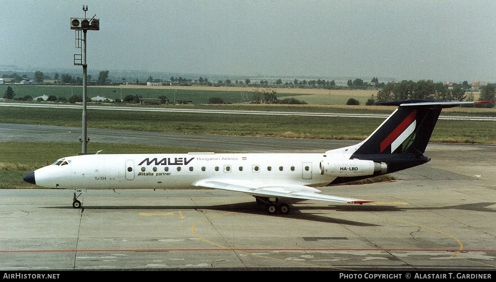 Aircraft Photo of HA-LBO | Tupolev Tu-134A | Malév - Hungarian Airlines | AirHistory.net #47151