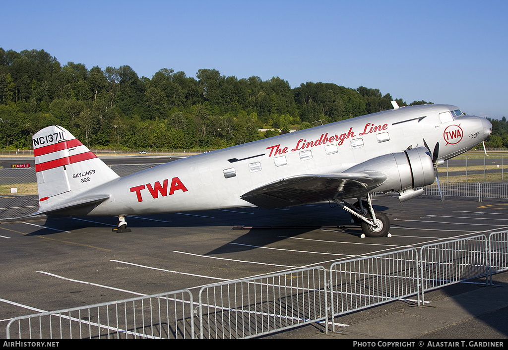 Aircraft Photo of N13711 / NC13711 | Douglas DC-2-118B | TWA - Transcontinental and Western Air | AirHistory.net #47306