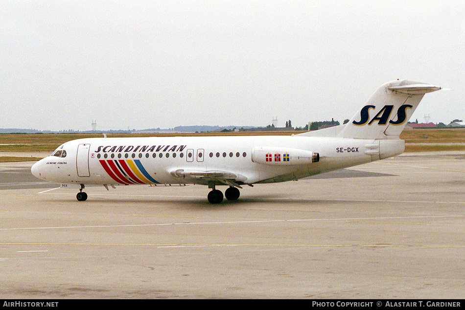 Aircraft Photo of SE-DGX | Fokker F28-4000 Fellowship | Scandinavian Airlines - SAS | AirHistory.net #47366