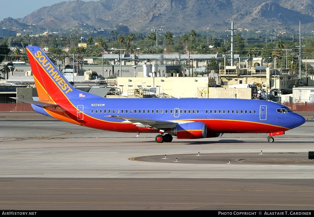 Aircraft Photo of N374SW | Boeing 737-3H4 | Southwest Airlines | AirHistory.net #47390