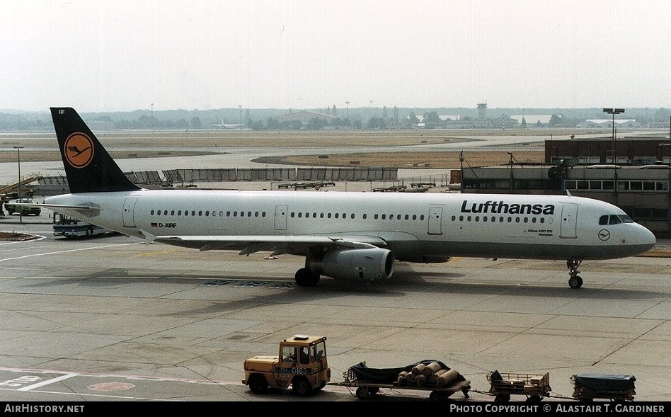 Aircraft Photo of D-AIRF | Airbus A321-131 | Lufthansa | AirHistory.net #47529