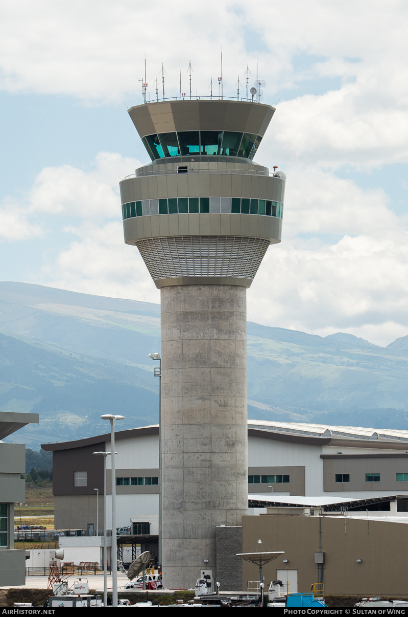 Airport photo of Quito - Mariscal Sucre / Tababela (SEQM / UIO) in Ecuador | AirHistory.net #47601