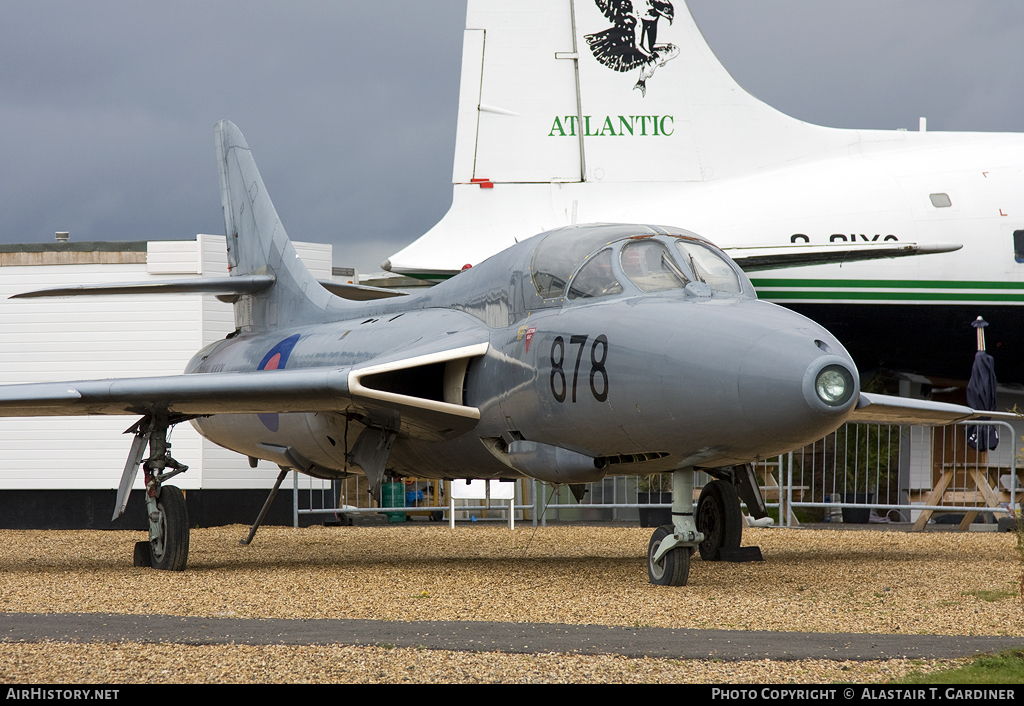 Aircraft Photo of WT722 | Hawker Hunter T8C | UK - Navy | AirHistory.net #47804
