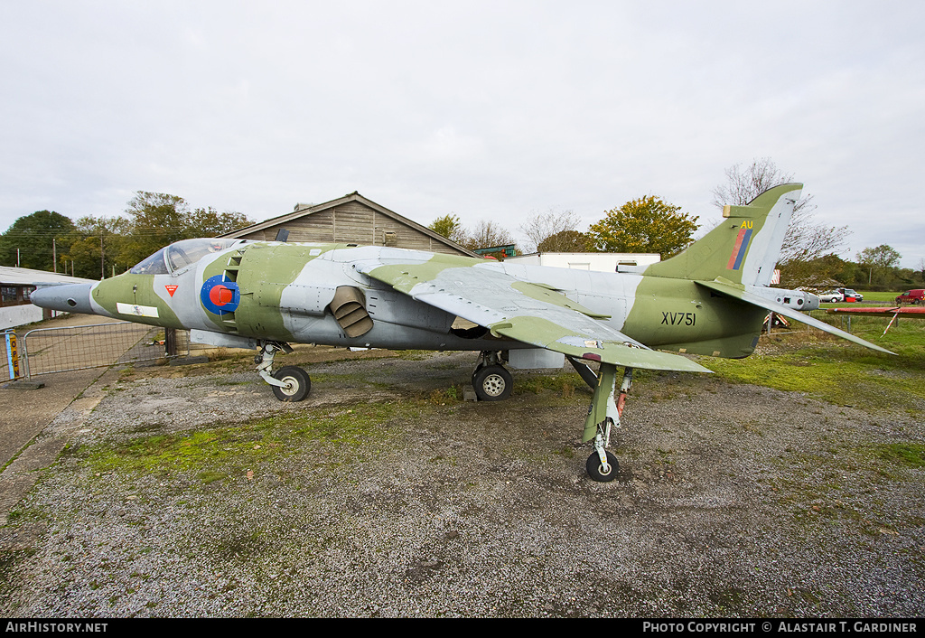 Aircraft Photo of XV751 | Hawker Siddeley Harrier GR3 | UK - Air Force | AirHistory.net #47893