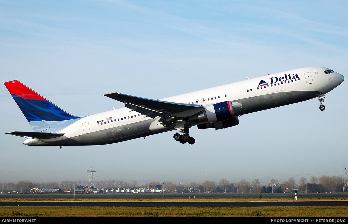 Aircraft Photo of N1612T | Boeing 767-332/ER | Delta Air Lines | AirHistory.net #47913