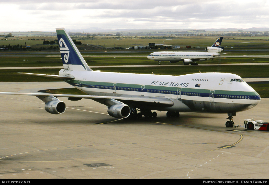 Aircraft Photo of ZK-NZX | Boeing 747-219B | Air New Zealand | AirHistory.net #48003